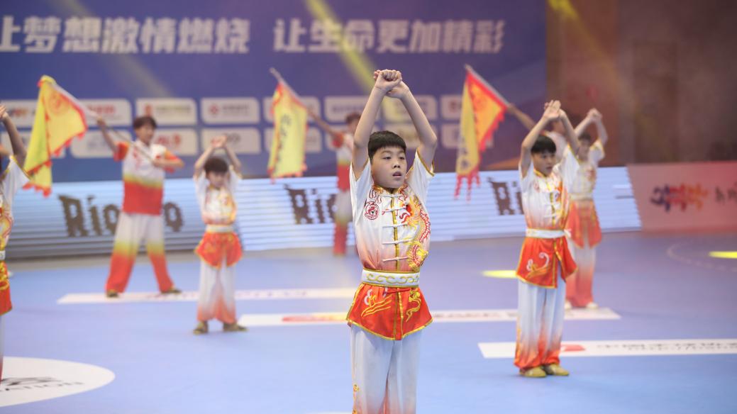 “奔跑吧·少年”2025年全国青少年手球联赛总决赛开赛